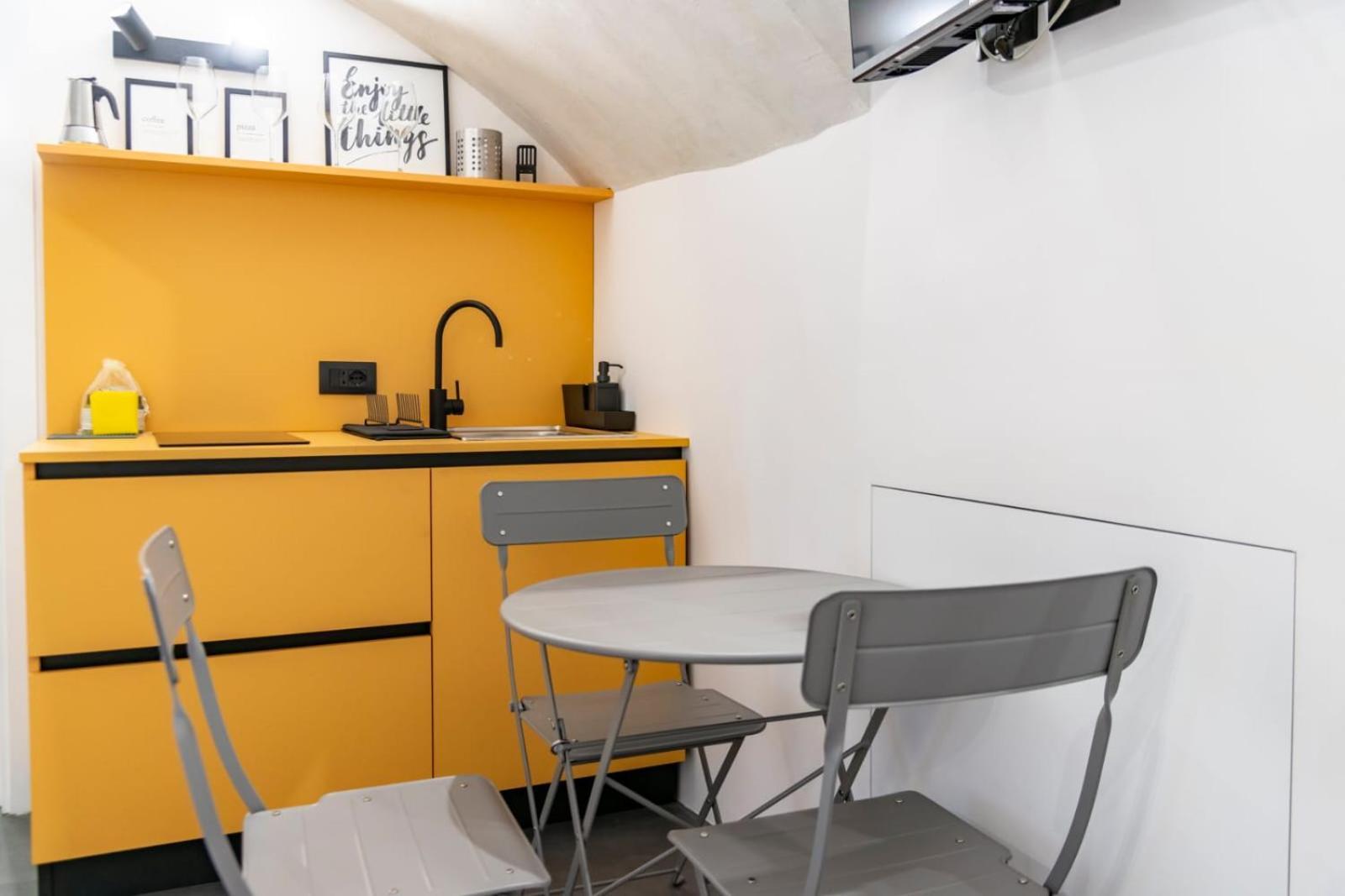 Appartamento Casa Mirelli By Dimorra Napoli